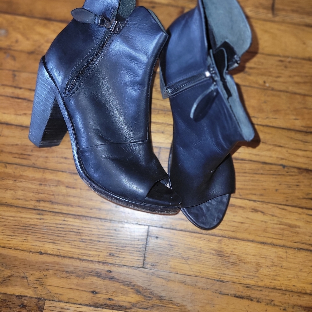 Rag And Bone And Vibram Leather Boot - image 5